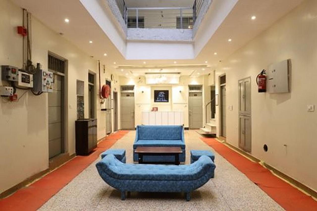 Amrit Hotel Yeni Delhi Dış mekan fotoğraf
